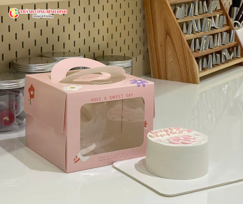 Hộp b&aacute;nh kem đẹp