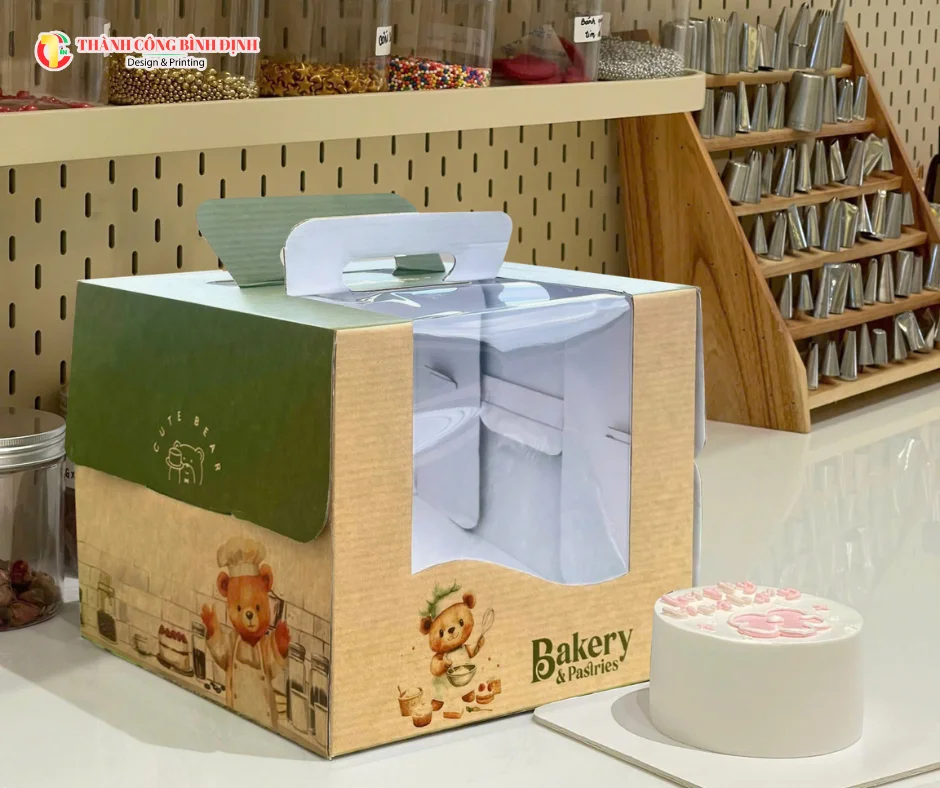 Hộp đựng b&aacute;nh kem mới