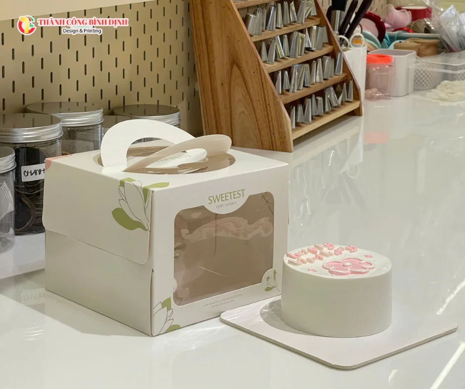 Hộp b&aacute;nh kem Th&agrave;nh C&ocirc;ng B&igrave;nh Định